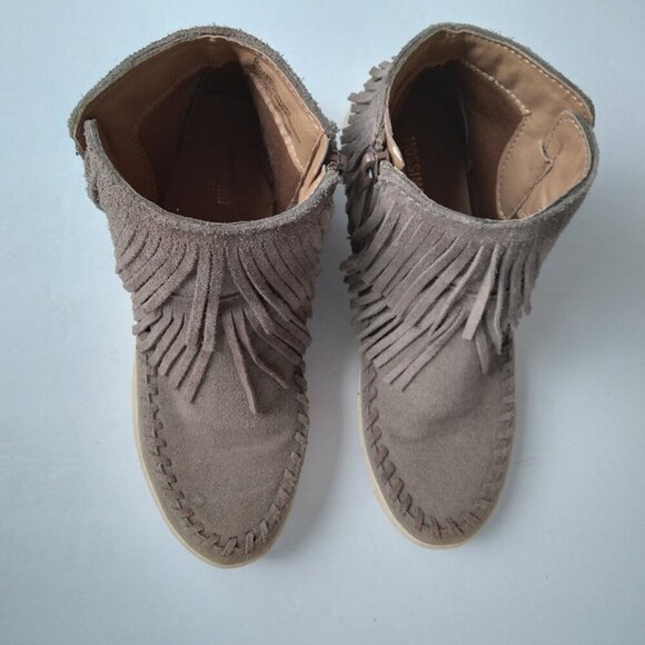 Mossimo Supply Co Taupe Suede Double Fringed Ankle Boots  Sz 6 - Picture 4 of 10